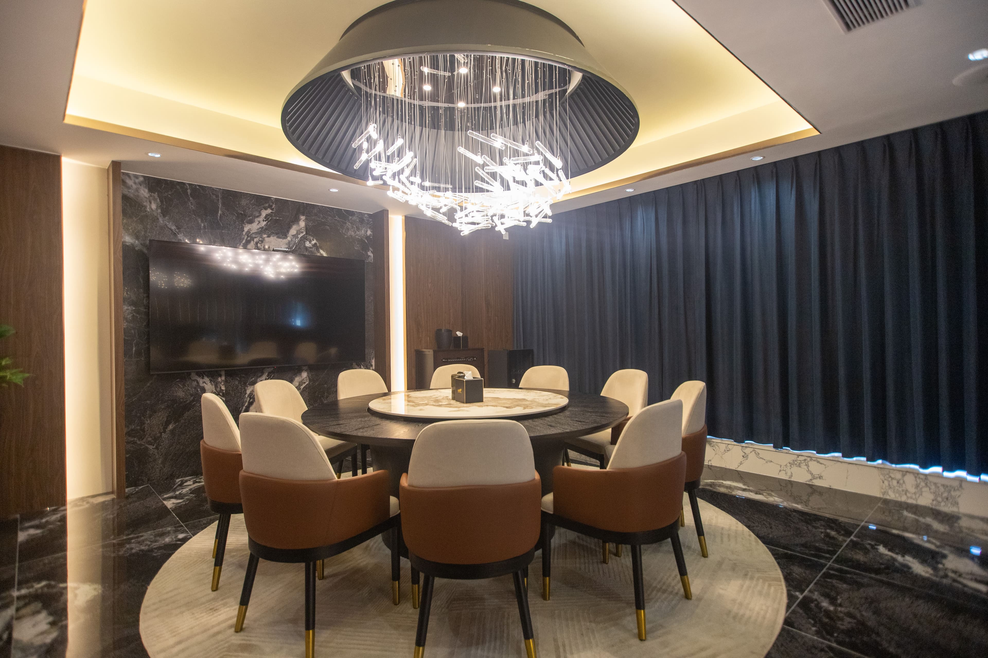 Private Meeting Rooms